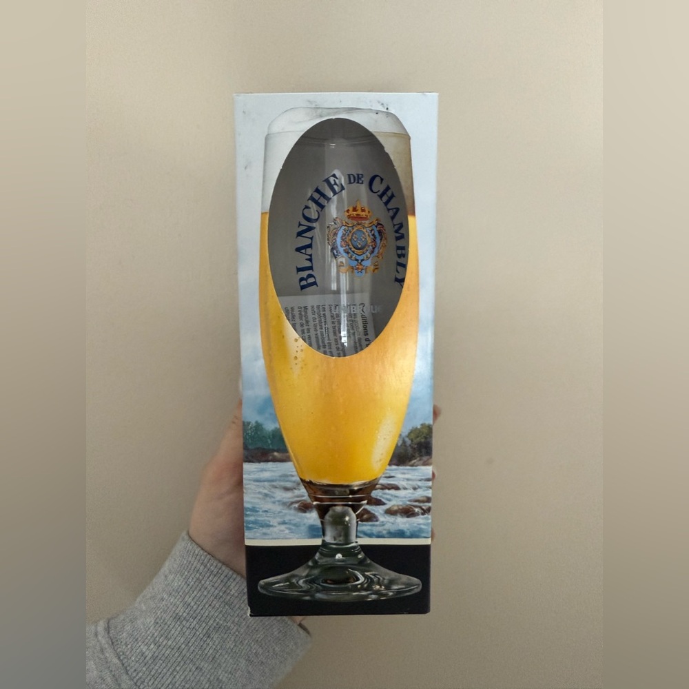✨Blanche de Chambly Beer Glass